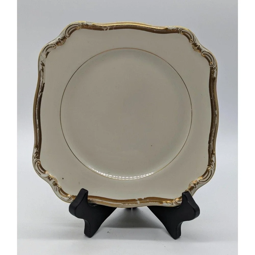 Vintage Octagonal Black Knight China 7.5